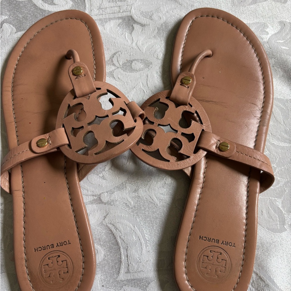 Tory Burch Leather Sandals in Blush Tan with Gold Logo Studs